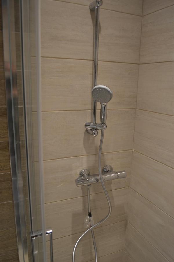 Kalamaria Brand New 1 Bedroom Apartment テッサロニキ エクステリア 写真